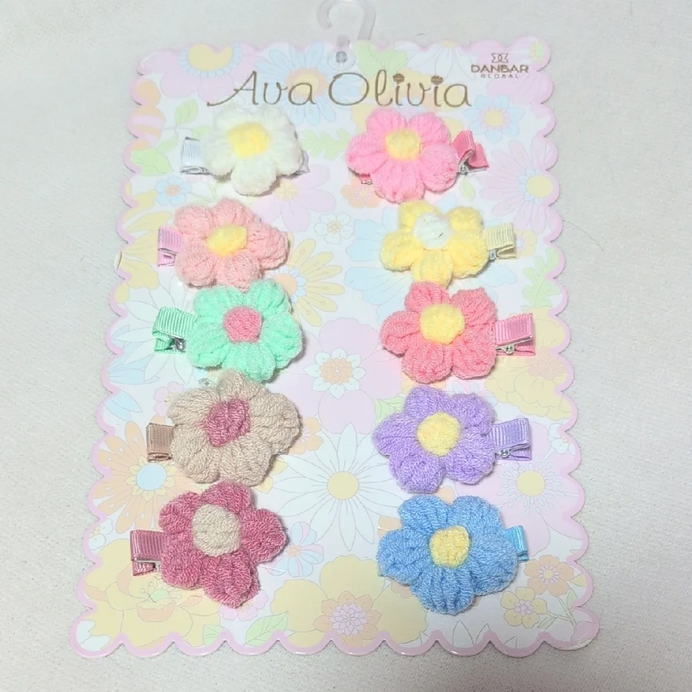 Ava Olivia add touch